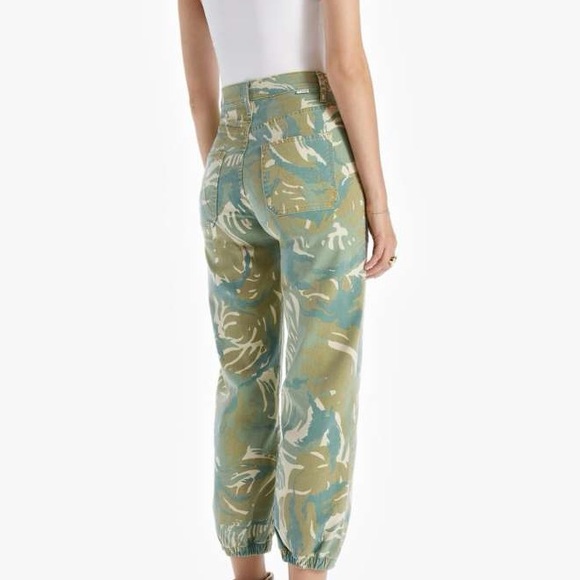 Mother The Wrapper Patch Ultra High Waist 31/L Green Tropical Camo Ankle Jogger - Picture 10 of 16